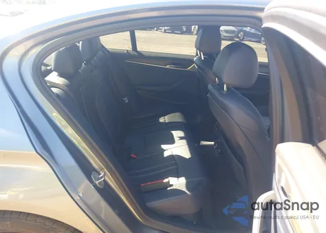 2018 BMW 530I из США, поврежденный, VIN WBAJA5C56JWA37624